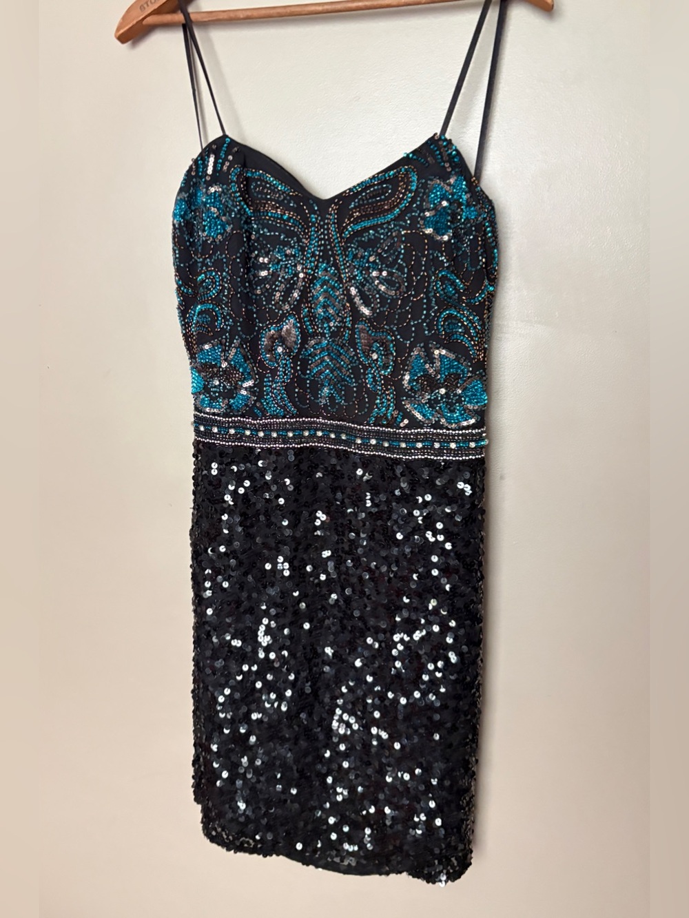 Shail K. 100% Silk Hand-Beaded Sequin Cocktail Mini Dress homecoming hoco EUC